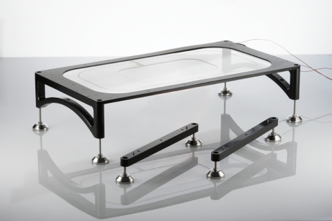 H401-GLASS-TABLE_480x320.JPG